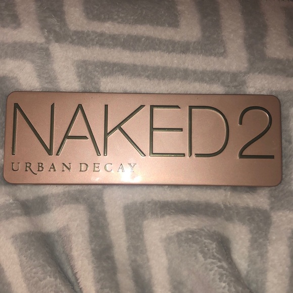 UD NAKED 2 Palette - Picture 3 of 5